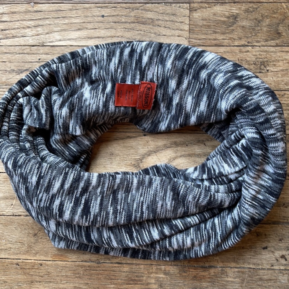Mission Infinity Scarf - Picture 2 of 3